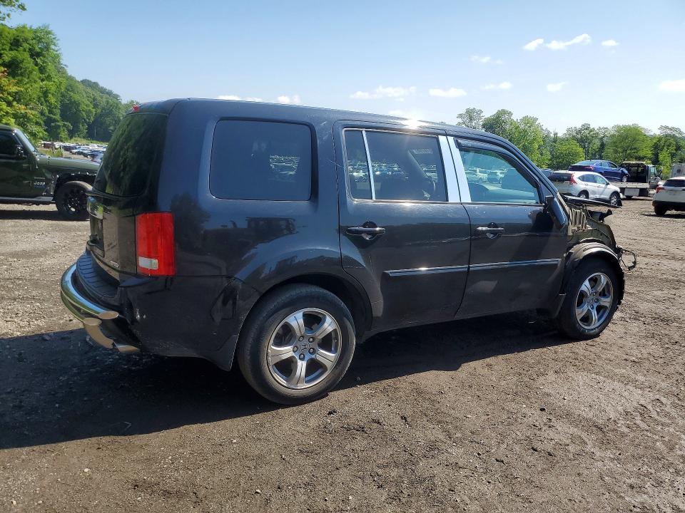 Photo 3 from auction – 2015 HONDA PILOT with VIN 5FNYF4H52FB054550
