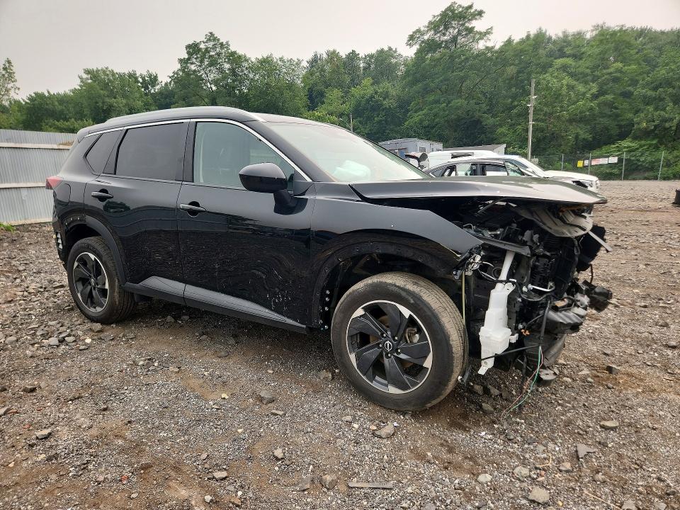 Photo 4 from auction – 2024 NISSAN ROGUE with VIN JN8BT3BBXRW448471