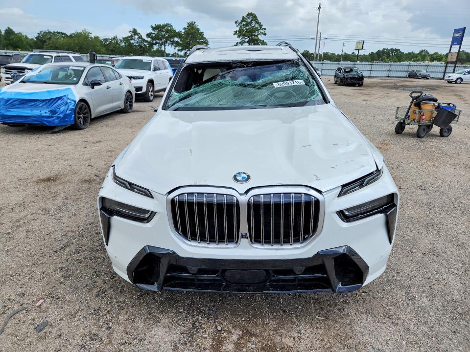 Photo 5 from auction – 2025 BMW X7 with VIN 5UX23EM07S9W54448