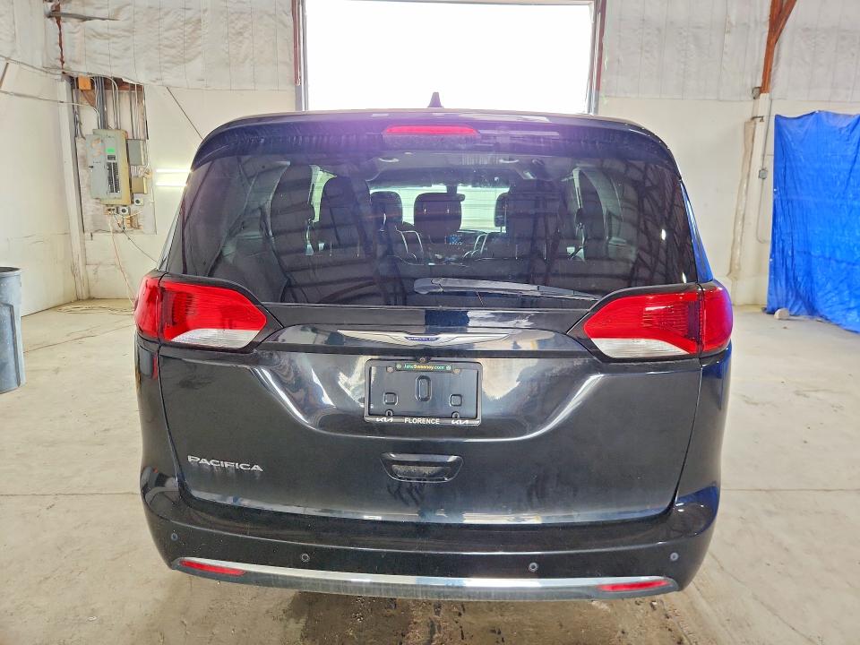 Photo 6 from auction – 2019 CHRYSLER PACIFICA with VIN 2C4RC1BG8KR650542