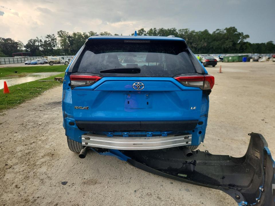 Photo 6 from auction – 2021 TOYOTA RAV4 with VIN 2T3H1RFV8MW159745