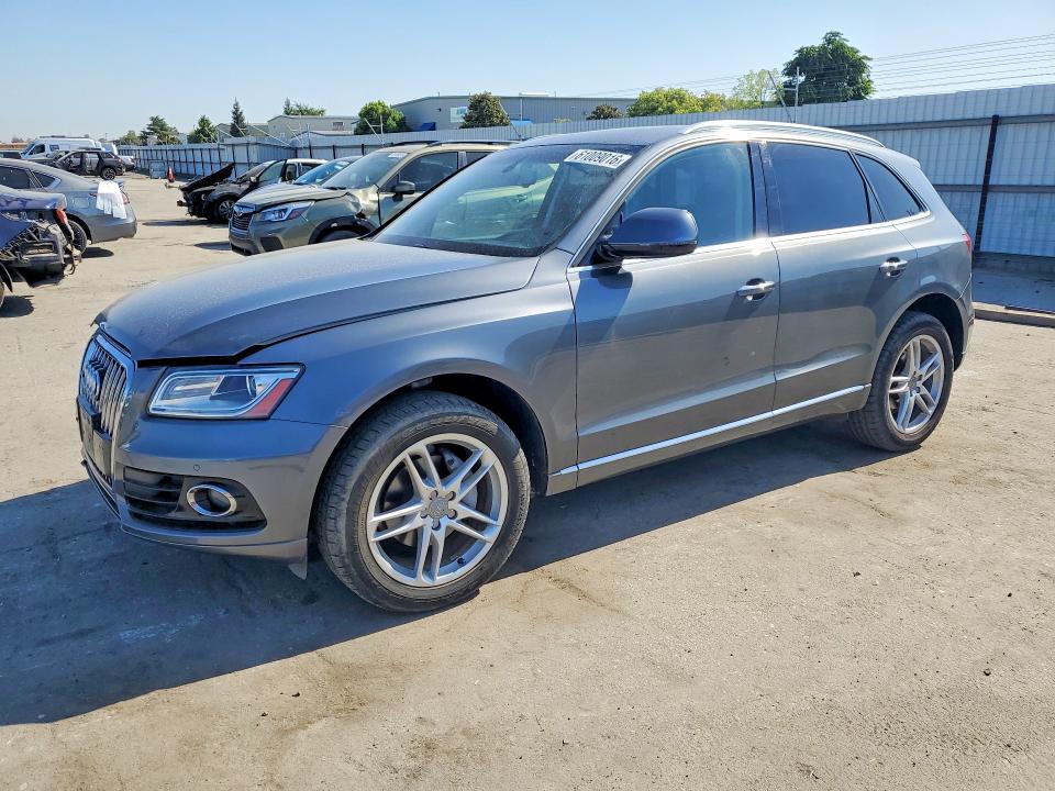 AUDI Q5 2015 with VIN WA1LFAFP5FA077174 - Photo from auction