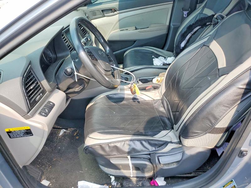 Photo 7 from auction – 2017 HYUNDAI ELANTRA with VIN 5NPD84LF9HH083489