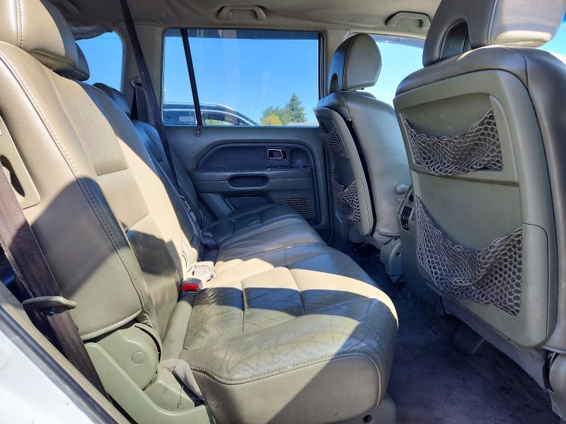 Photo 11 from auction – 2006 HONDA PILOT with VIN 5FNYF28636B010957