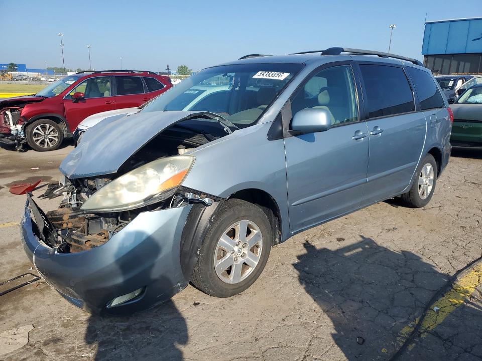 2006 TOYOTA SIENNA - Търг №59383056