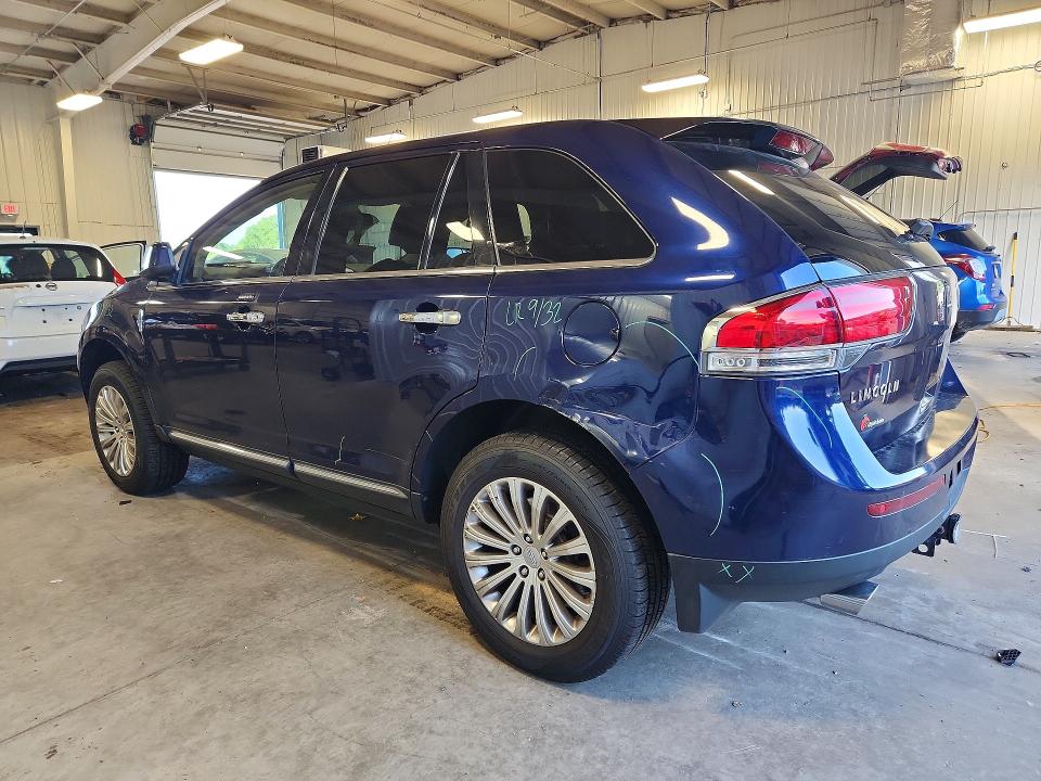 Photo 2 from auction – 2011 LINCOLN MKX with VIN 2LMDJ8JK1BBJ01014