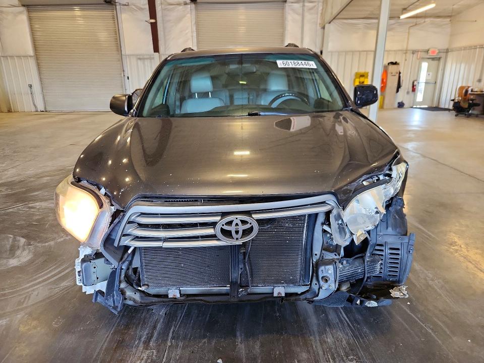 Zdjęcie 5 z aukcji – 2010 TOYOTA HIGHLANDER z VIN 5TDJK3EH8AS014516