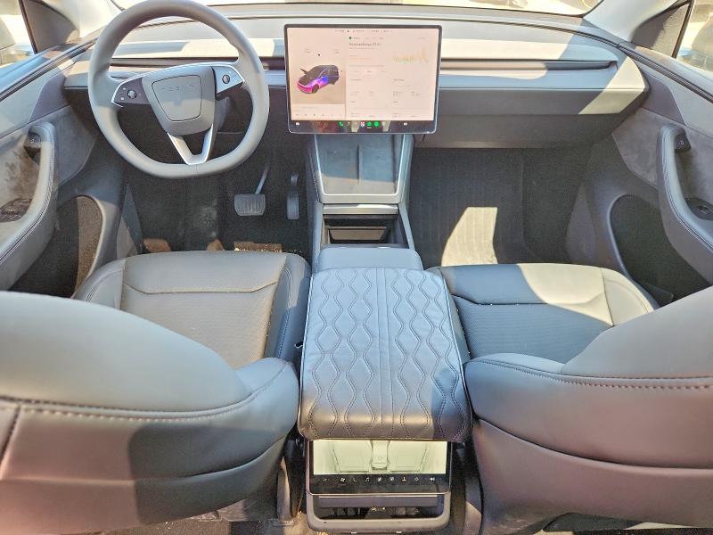 Фото 8 с аукциона – 2026 TESLA MODEL Y с VIN 7SAYGDEE5TF333118