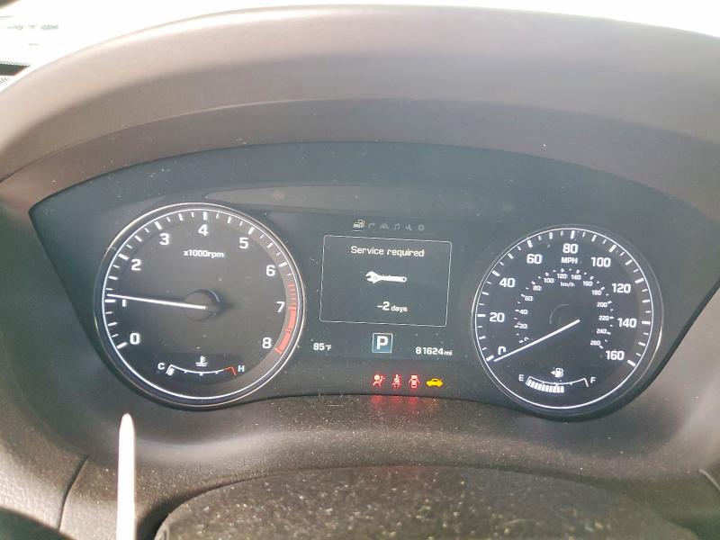 Photo 9 from auction – 2016 HYUNDAI GENESIS with VIN KMHGN4JE7GU113735