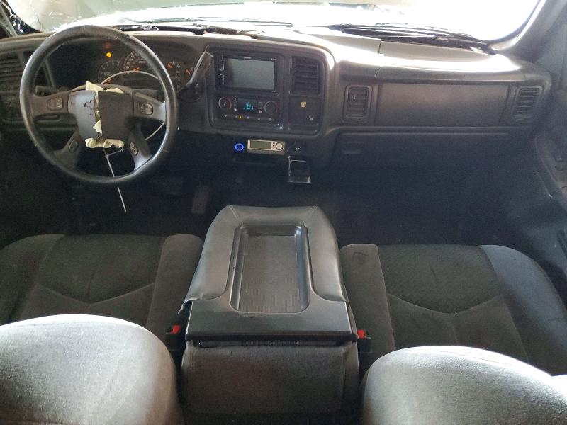 Photo 8 from auction – 2004 CHEVROLET AVALANCHE with VIN 3GNEC12T94G310649