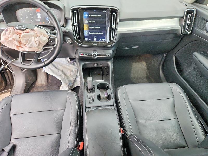Photo 8 from auction – 2020 VOLVO XC40 with VIN YV4162UK2L2319979