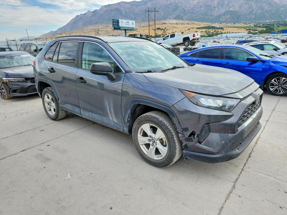 Photo 4 from auction – 2020 TOYOTA RAV4 with VIN 2T3H1RFV7LC082754