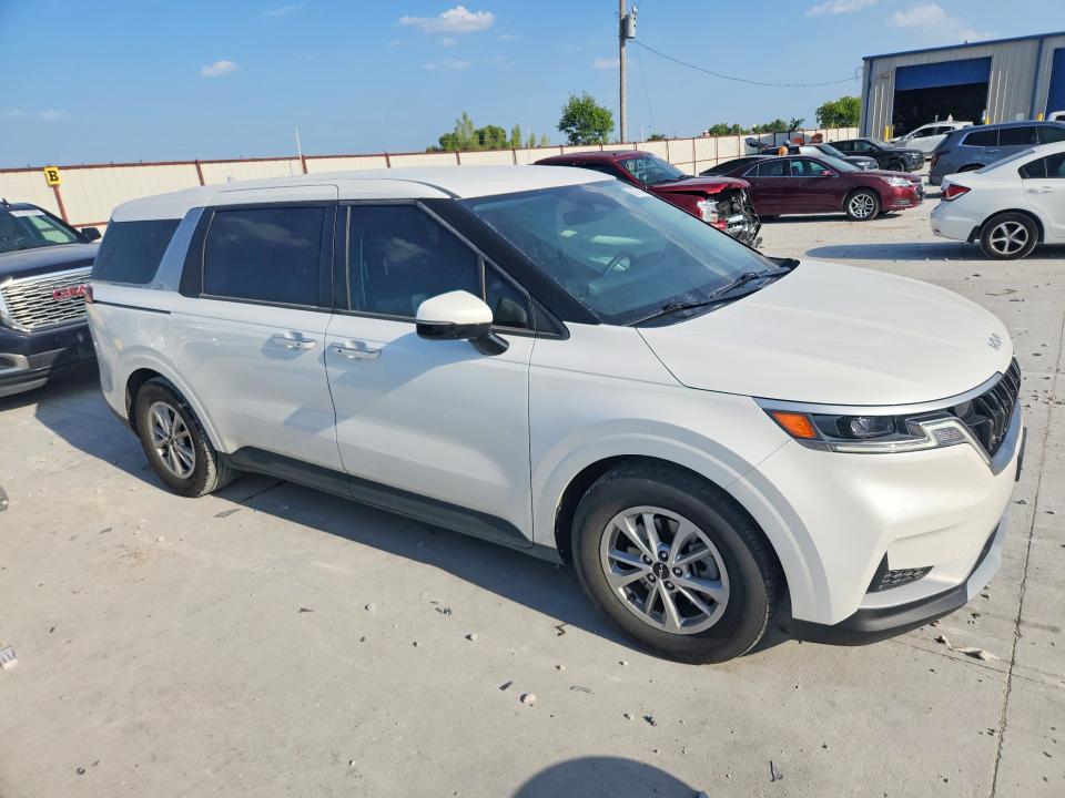 Photo 4 from auction – 2024 KIA CARNIVAL with VIN KNDNB4H30R6374804