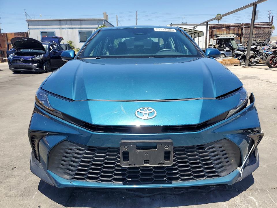 Photo 5 from auction – 2025 TOYOTA CAMRY with VIN 4T1DBADK4SU023401
