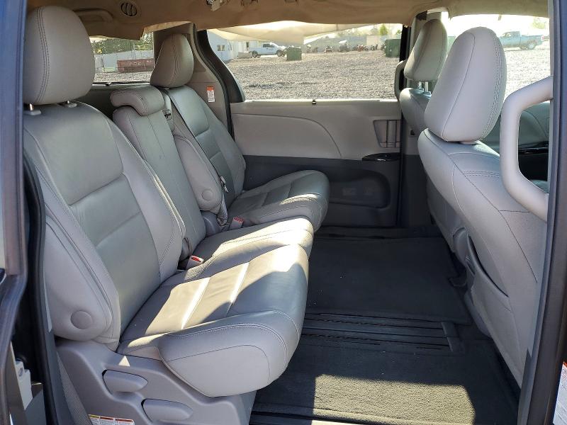 Photo 11 from auction – 2015 TOYOTA SIENNA with VIN 5TDYK3DC3FS687323