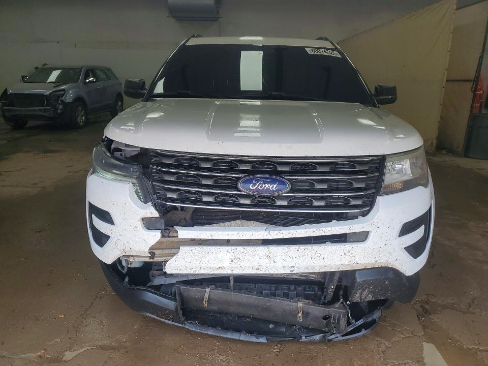 Photo 5 from auction – 2017 FORD EXPLORER with VIN 1FM5K8B84HGC41513