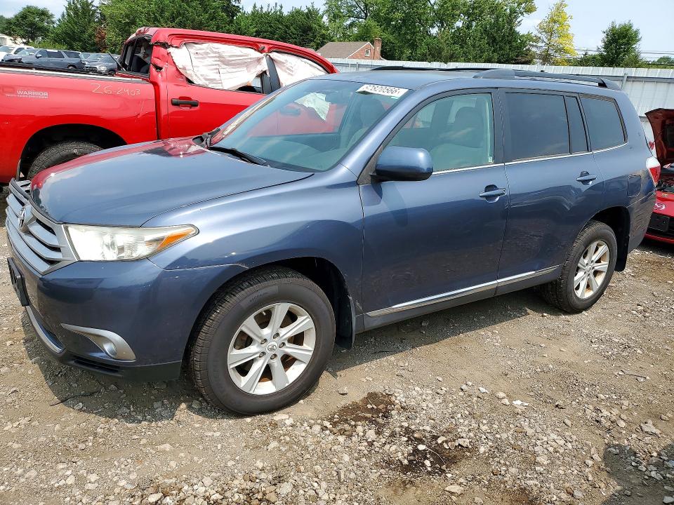 TOYOTA HIGHLANDER 2012 with VIN 5TDBK3EH1CS131166 - Photo from auction