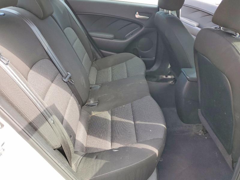 Photo 10 from auction – 2017 KIA FORTE with VIN 3KPFK4A79HE150795