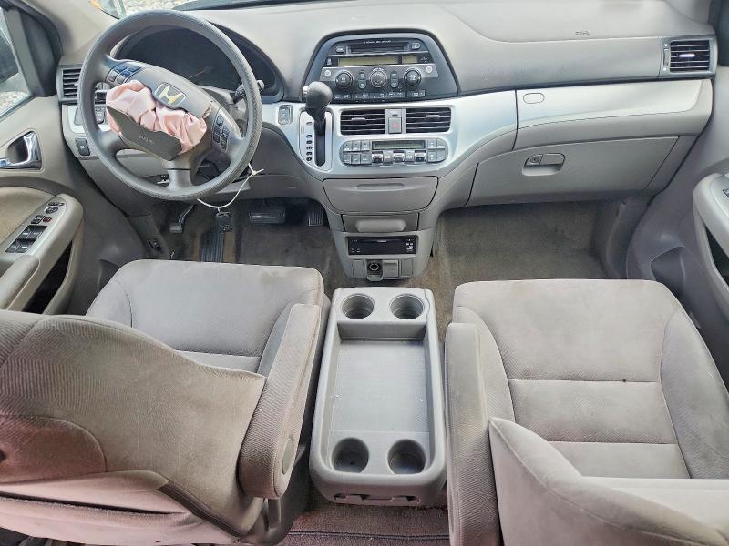 Photo 8 from auction – 2010 HONDA ODYSSEY with VIN 5FNRL3H58AB108014