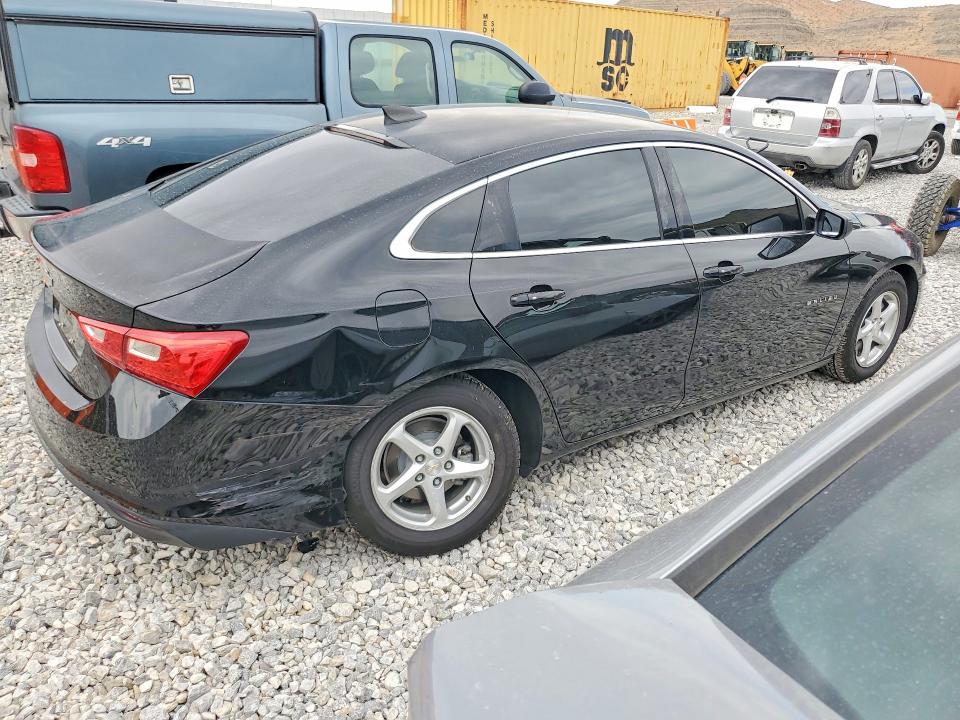 Photo 3 from auction – 2018 CHEVROLET MALIBU with VIN 1G1ZB5ST8JF273605