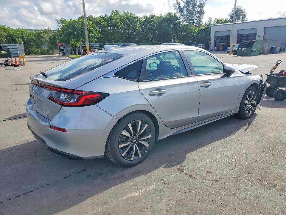 Photo 3 from auction – 2024 HONDA CIVIC with VIN 19XFL1H72RE024345