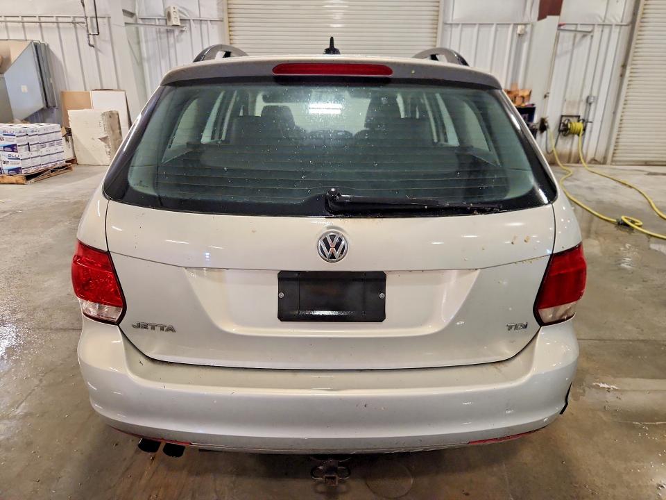 Photo 6 from auction – 2011 VOLKSWAGEN JETTA with VIN 3VWML7AJ9BM718894