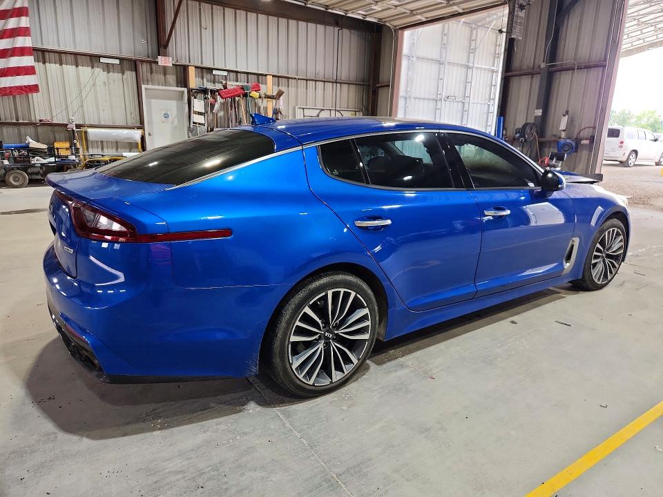Photo 3 from auction – 2018 KIA STINGER with VIN KNAE25LA7J6017052