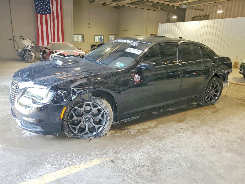 CHRYSLER 300 2018 مع رقم تعريف المركبة 2C3CCARG2JH250934 - صورة من المزاد