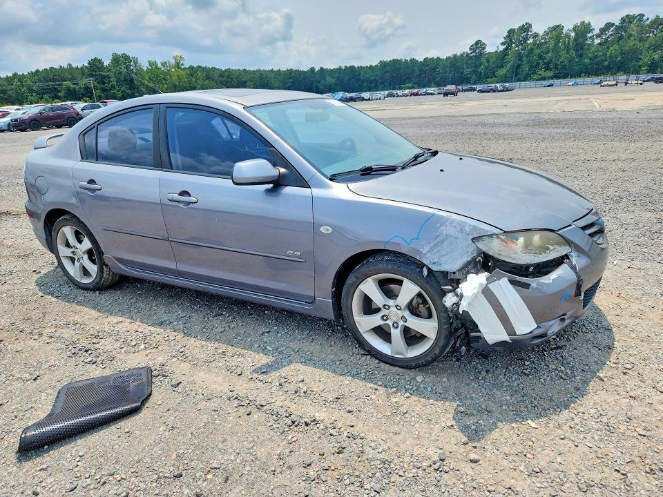 Foto 4 de la subasta – 2004 MAZDA 3 con VIN JM1BK323541216258