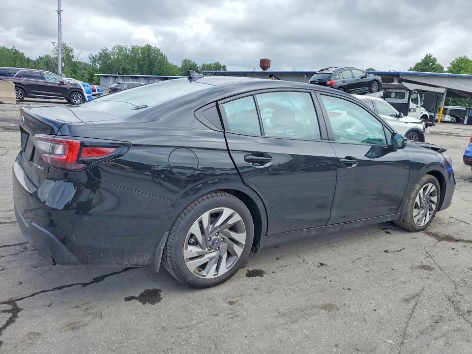 Photo 3 from auction – 2025 SUBARU LEGACY with VIN 4S3BWAN60S3017070
