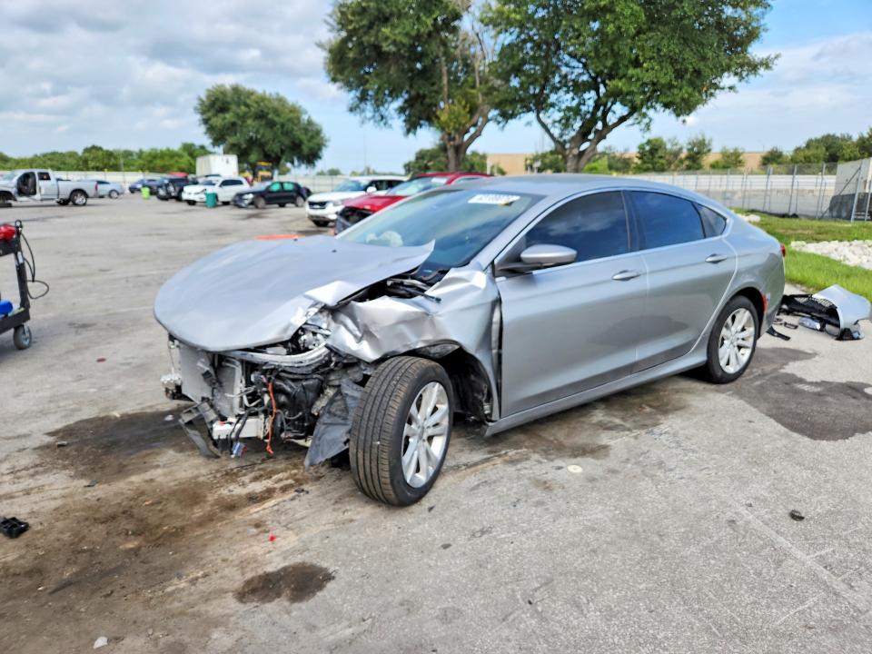 CHRYSLER 200 2016 con VIN 1C3CCCAB8GN159548 - Foto de la subasta