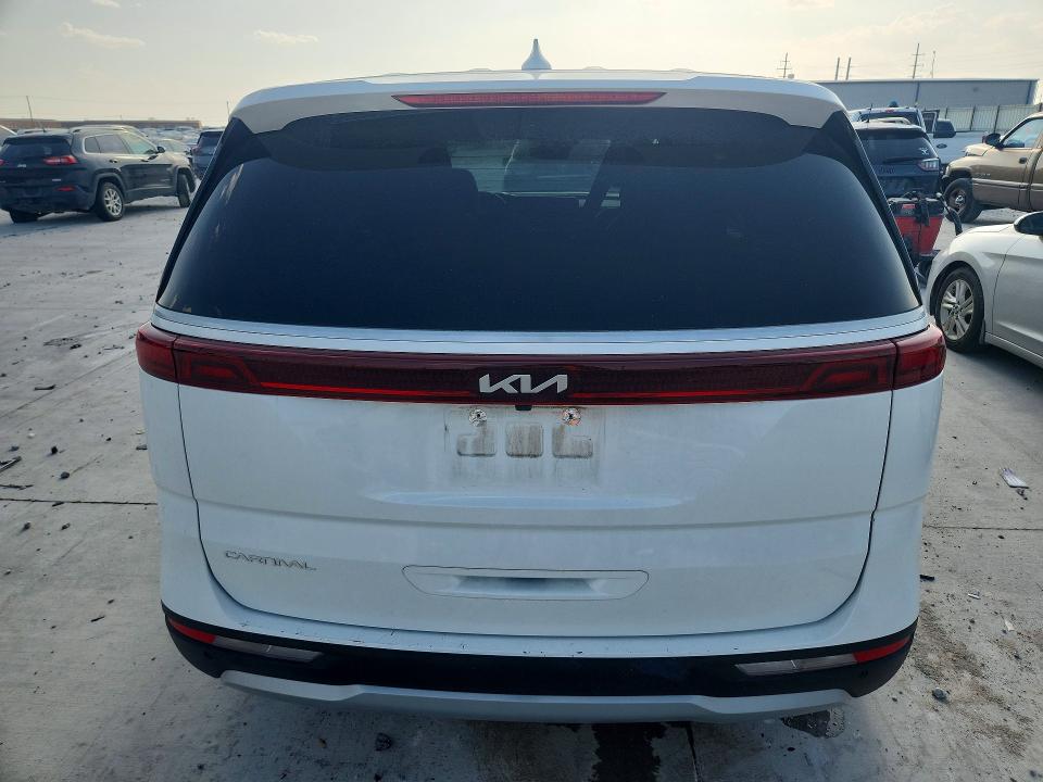 Photo 6 from auction – 2024 KIA CARNIVAL with VIN KNDNB4H30R6374804