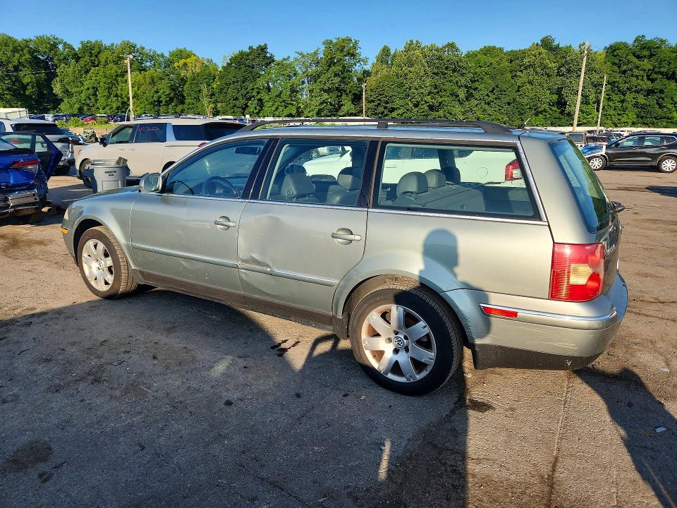 Photo 2 from auction – 2005 VOLKSWAGEN PASSAT with VIN WVWDD63B05E125130