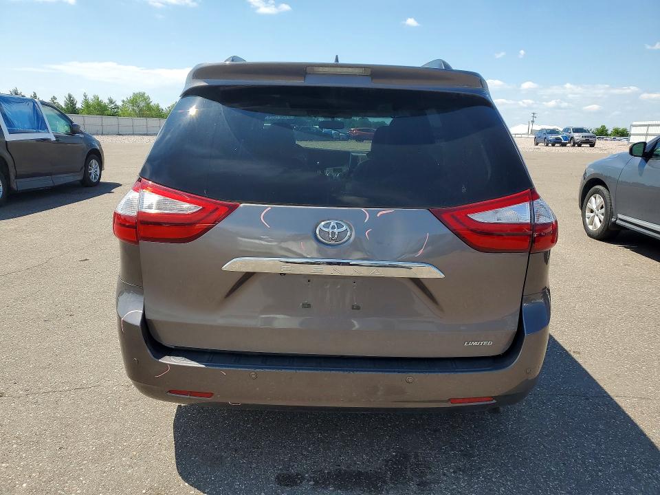 Photo 6 from auction – 2017 TOYOTA SIENNA with VIN 5TDYZ3DC2HS803514