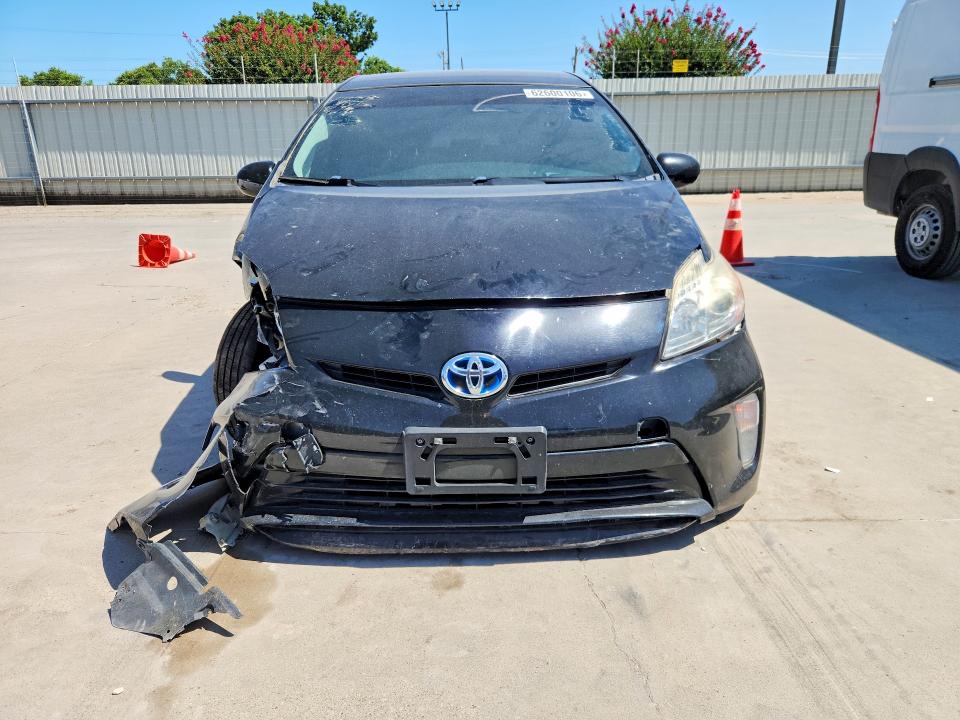 Photo 5 from auction – 2014 TOYOTA PRIUS with VIN JTDKN3DU2E1837438