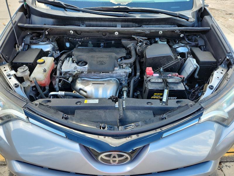 Photo 12 from auction – 2017 TOYOTA RAV4 with VIN 2T3RFREV0HW562535