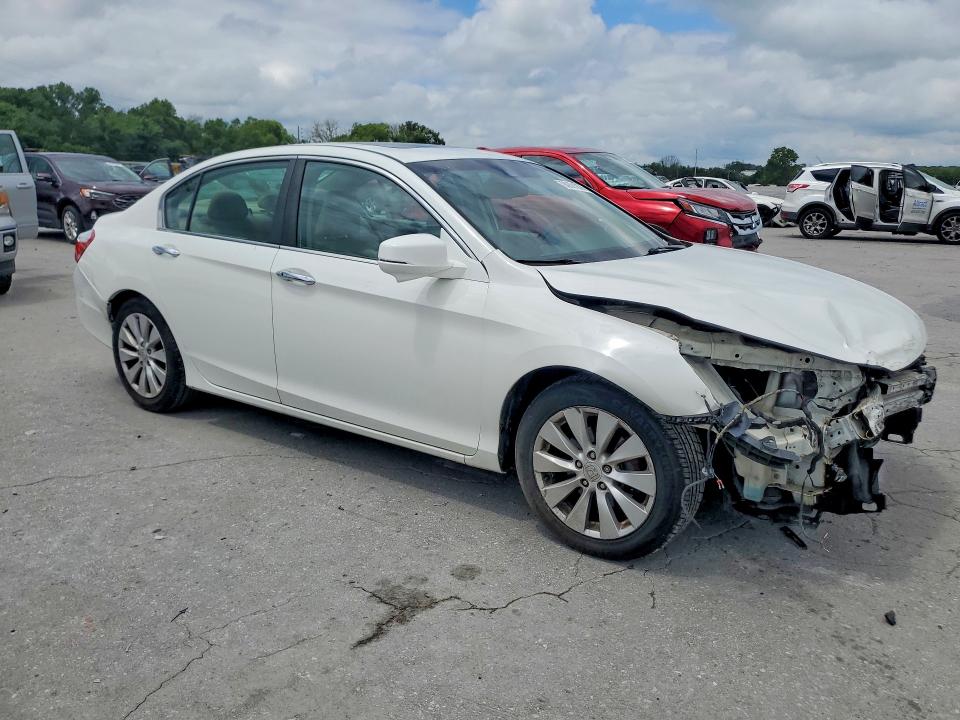 Photo 4 from auction – 2013 HONDA ACCORD with VIN 1HGCR2F80DA055335