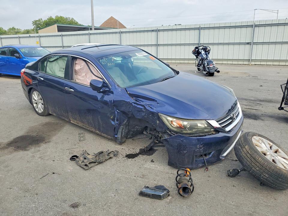 Photo 4 from auction – 2014 HONDA ACCORD with VIN 1HGCR2F87EA205202
