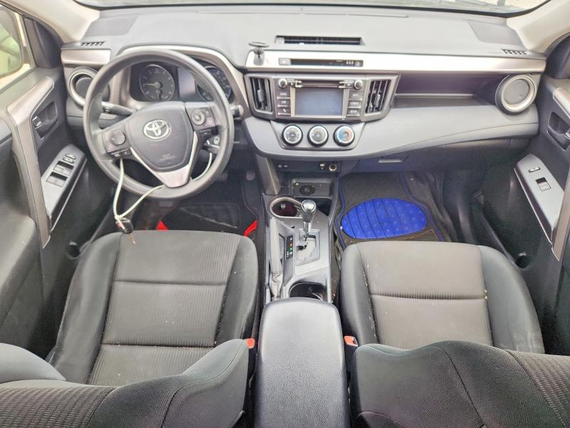 Photo 8 from auction – 2018 TOYOTA RAV4 with VIN JTMBFREV1JJ250343