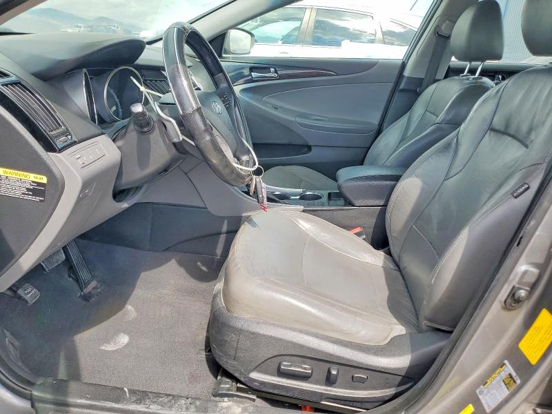 Photo 7 from auction – 2012 HYUNDAI SONATA with VIN 5NPEC4ABXCH477143