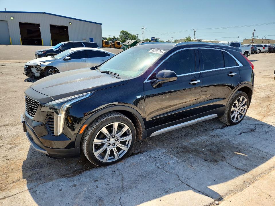 CADILLAC XT4 2019 with VIN 1GYFZDR4XKF117639 - Photo from auction