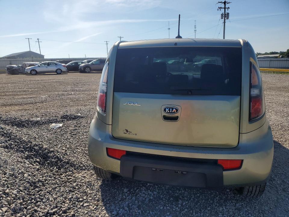 Photo 6 from auction – 2011 KIA SOUL with VIN KNDJT2A23B7260491