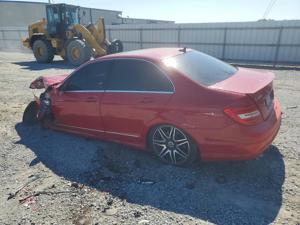 Photo 2 from auction – 2013 MERCEDES-BENZ C with VIN WDDGF8AB4DA776391