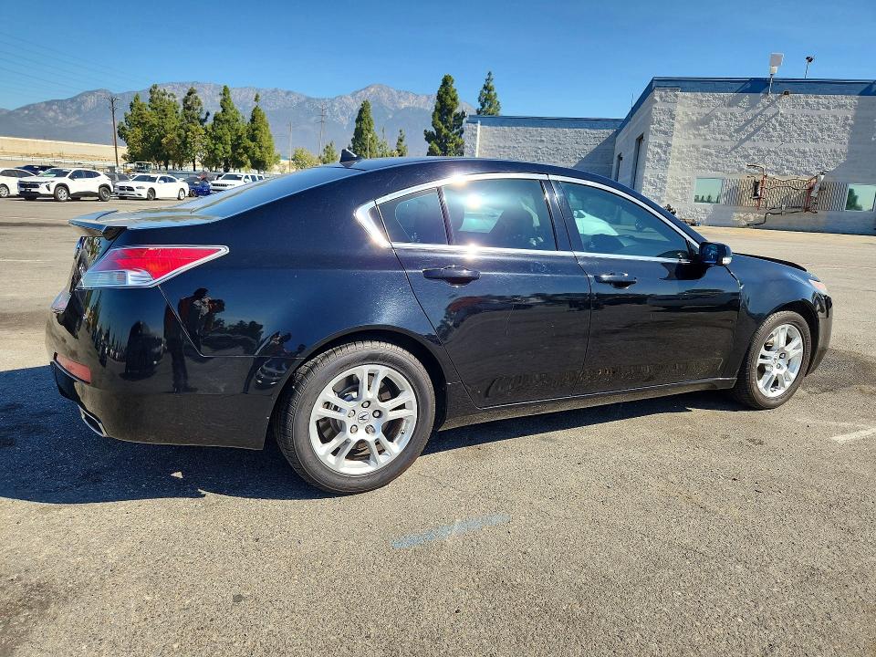 Photo 3 from auction – 2010 ACURA TL with VIN 19UUA8F22AA027039
