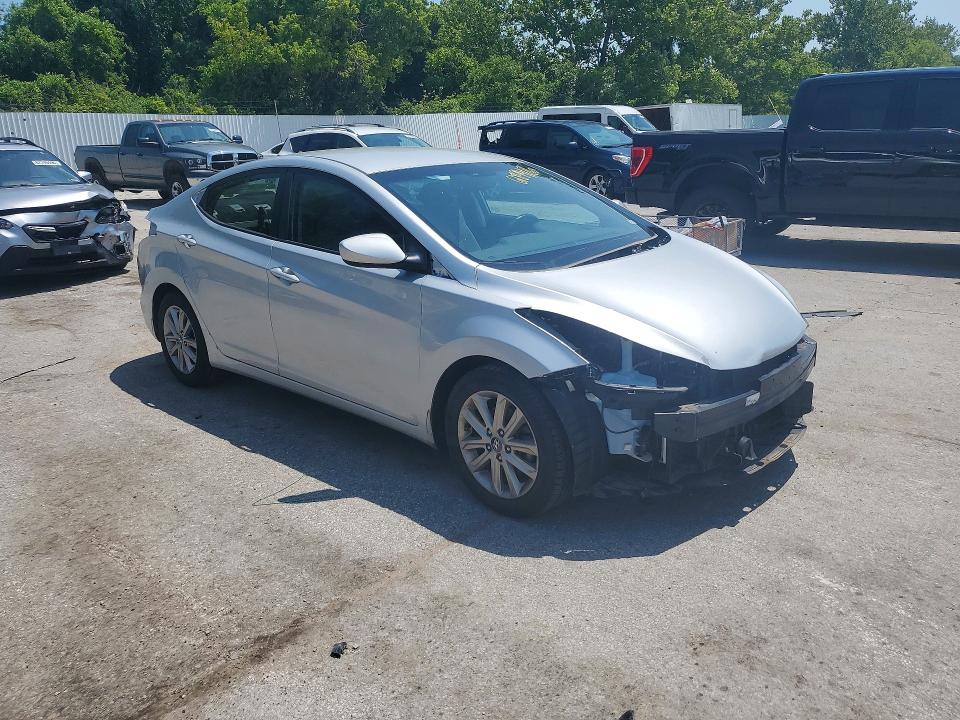 Photo 4 from auction – 2016 HYUNDAI ELANTRA with VIN 5NPDH4AE8GH734331
