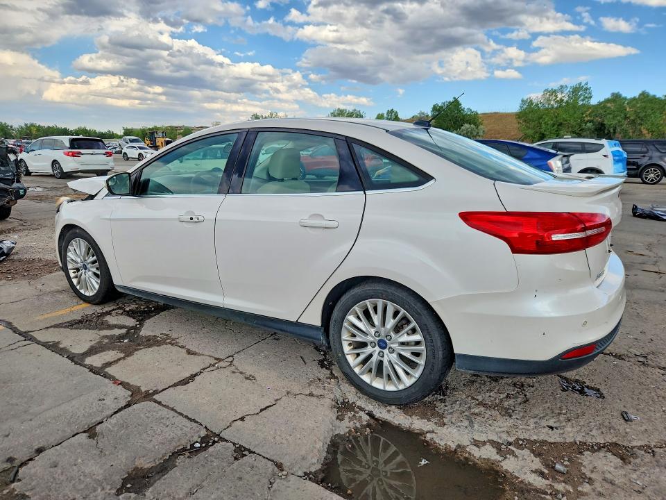 Photo 2 from auction – 2017 FORD FOCUS with VIN 1FADP3J29HL272657