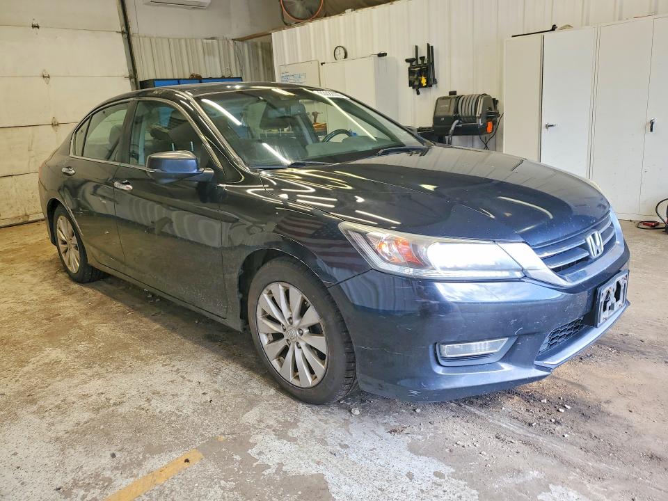 Photo 4 from auction – 2013 HONDA ACCORD with VIN 1HGCR2F8XDA283763