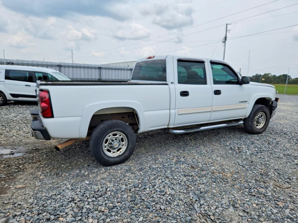 Photo 3 from auction – 2004 CHEVROLET SILVERADO with VIN 1GCHC23U24F221283