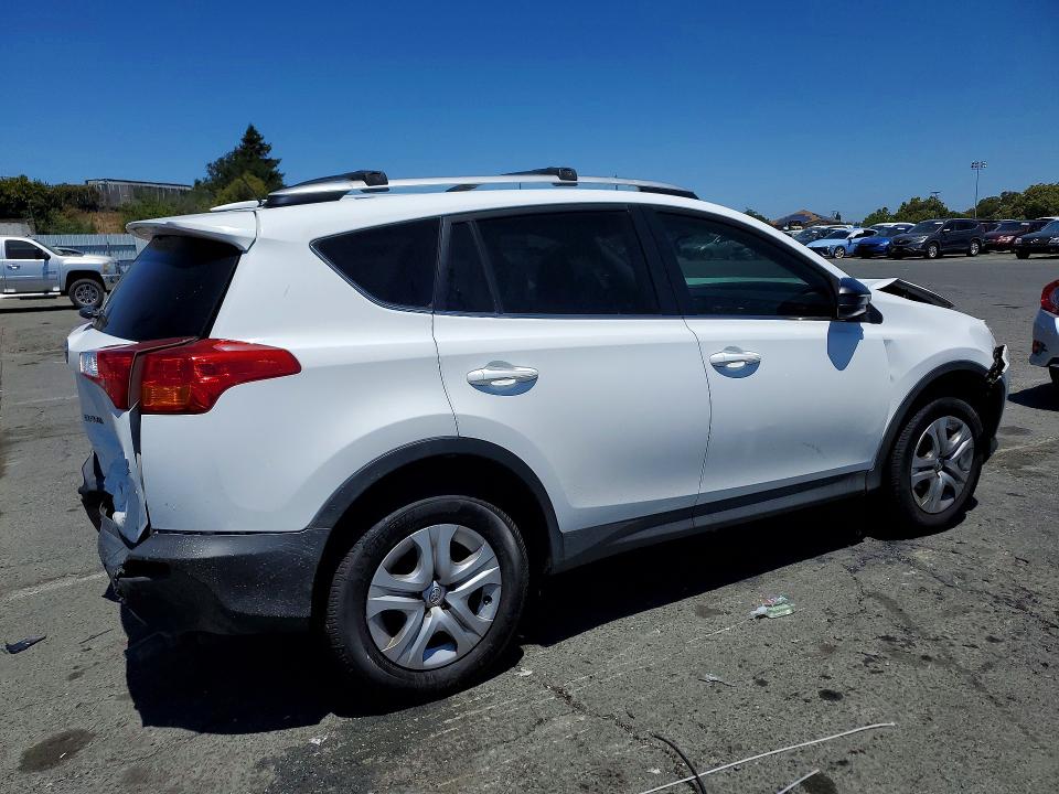 Photo 3 from auction – 2015 TOYOTA RAV4 with VIN 2T3BFREV8FW285406