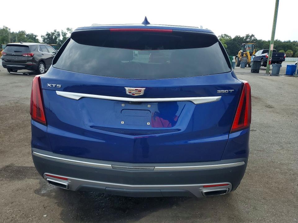 Photo 6 from auction – 2023 CADILLAC XT5 with VIN 1GYKNCR48PZ138130
